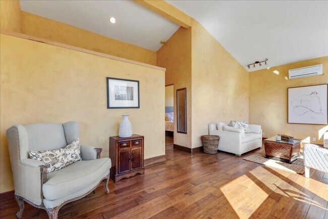 Building Photo - Re-built Cachagua Tuscan Retreat