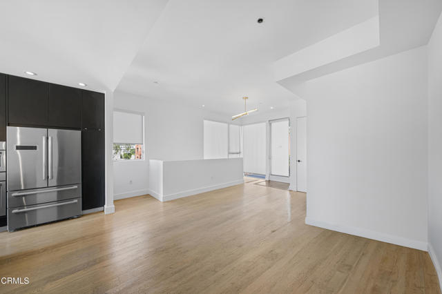 Building Photo - 1345 Havenhurst Dr
