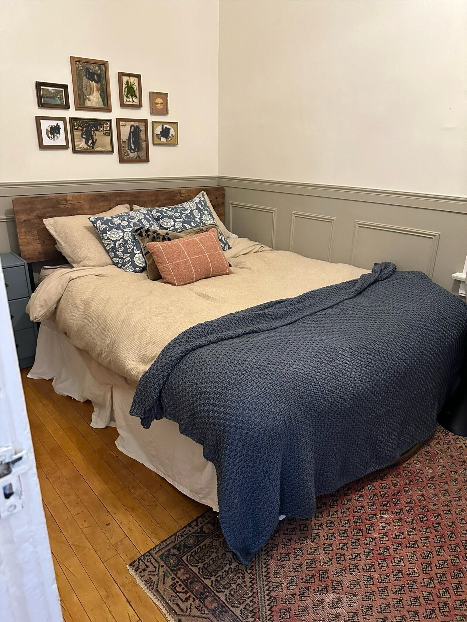 Building Photo - 2333 S Hoyne Ave