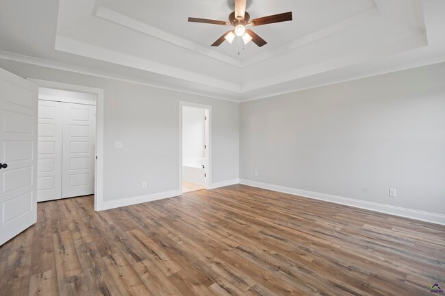 Building Photo - 168 Camden Way