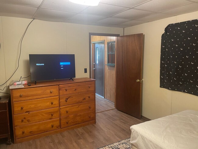 Building Photo - Lazy G RV Park