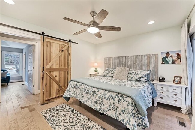 Building Photo - 5235 Lanier Ln
