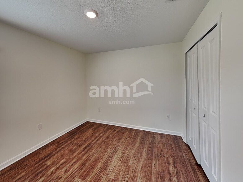 Building Photo - 4385 Seven Canyons Dr