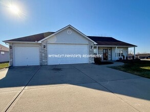 Building Photo - 3 Bedroom Ranch No Steps! | Midwest Property Resources, LLC