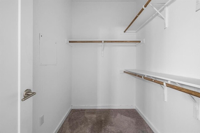 Building Photo - 6800 Menchaca Rd