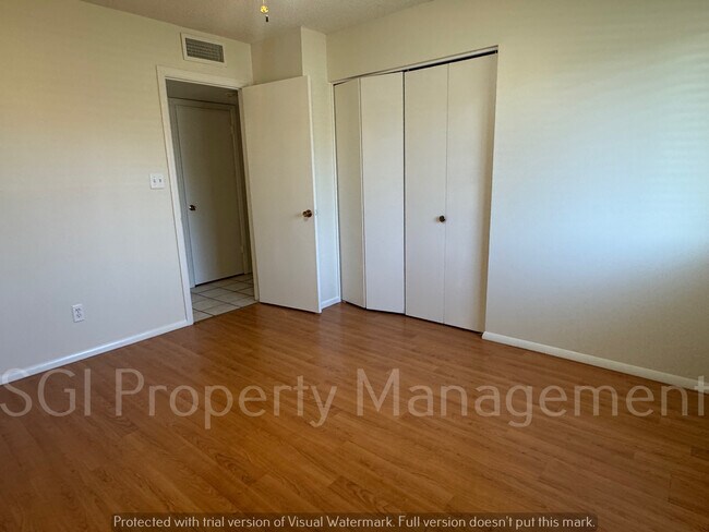 Building Photo - 3817 W Frier Dr