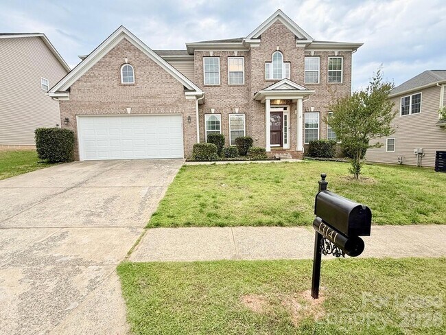 Building Photo - 13141 Wilburn Park Ln