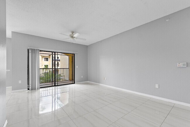 Building Photo - 3019 Alcazar Pl