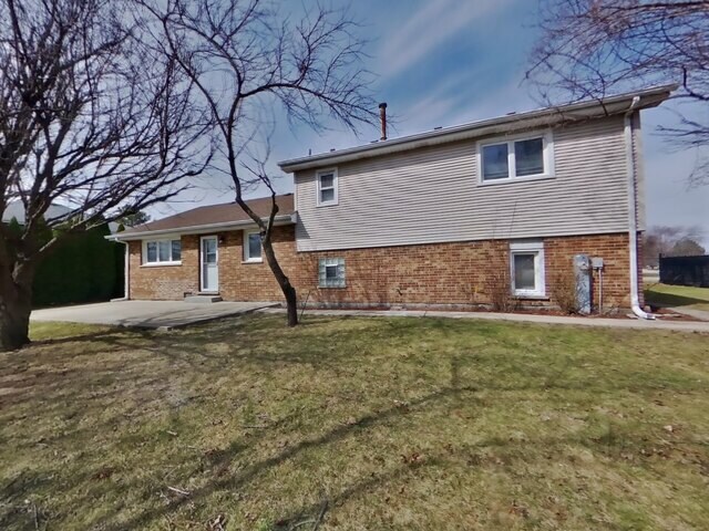 Building Photo - 9221 Wheeler Dr