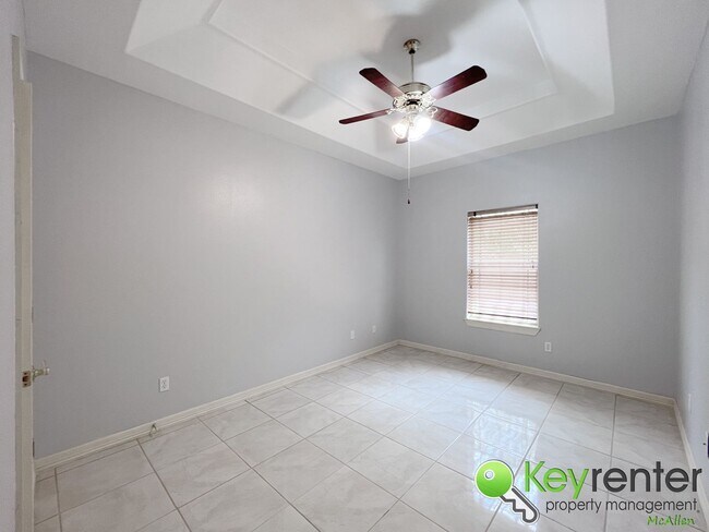 Building Photo - 3Bed/2Bath Gorgeous and move in ready.  (S...
