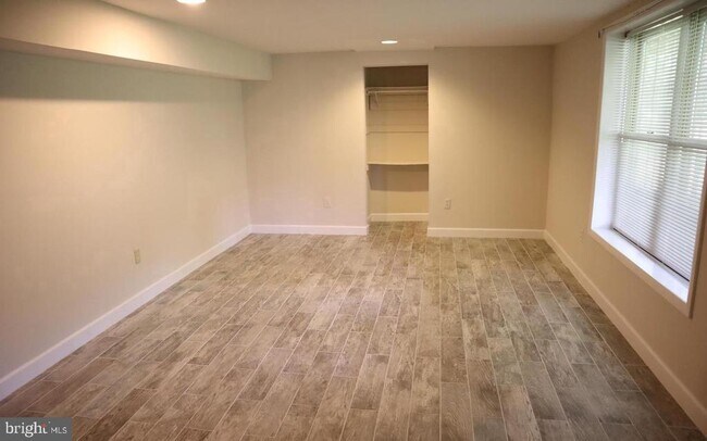 Building Photo - 17105 Thatcher Ct