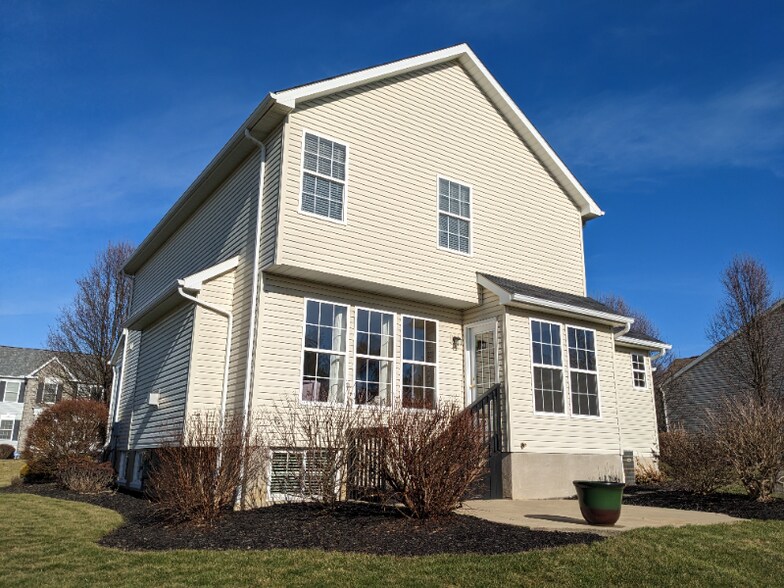 Building Photo - 9786 Emerald Ridge Ave NW