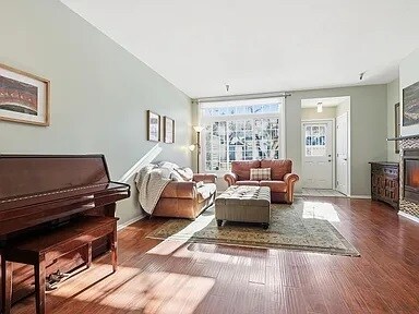 Building Photo - 18071 Settlers Way