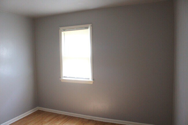 Building Photo - 3957-3959-3959 N 53rd St