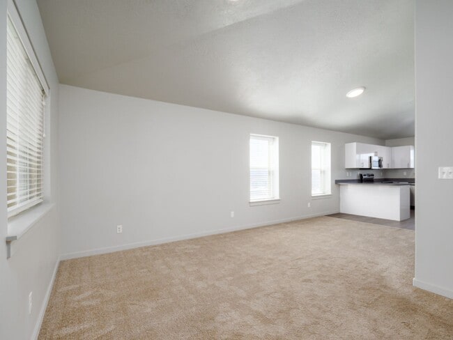 Building Photo - 1141 E 1320 S
