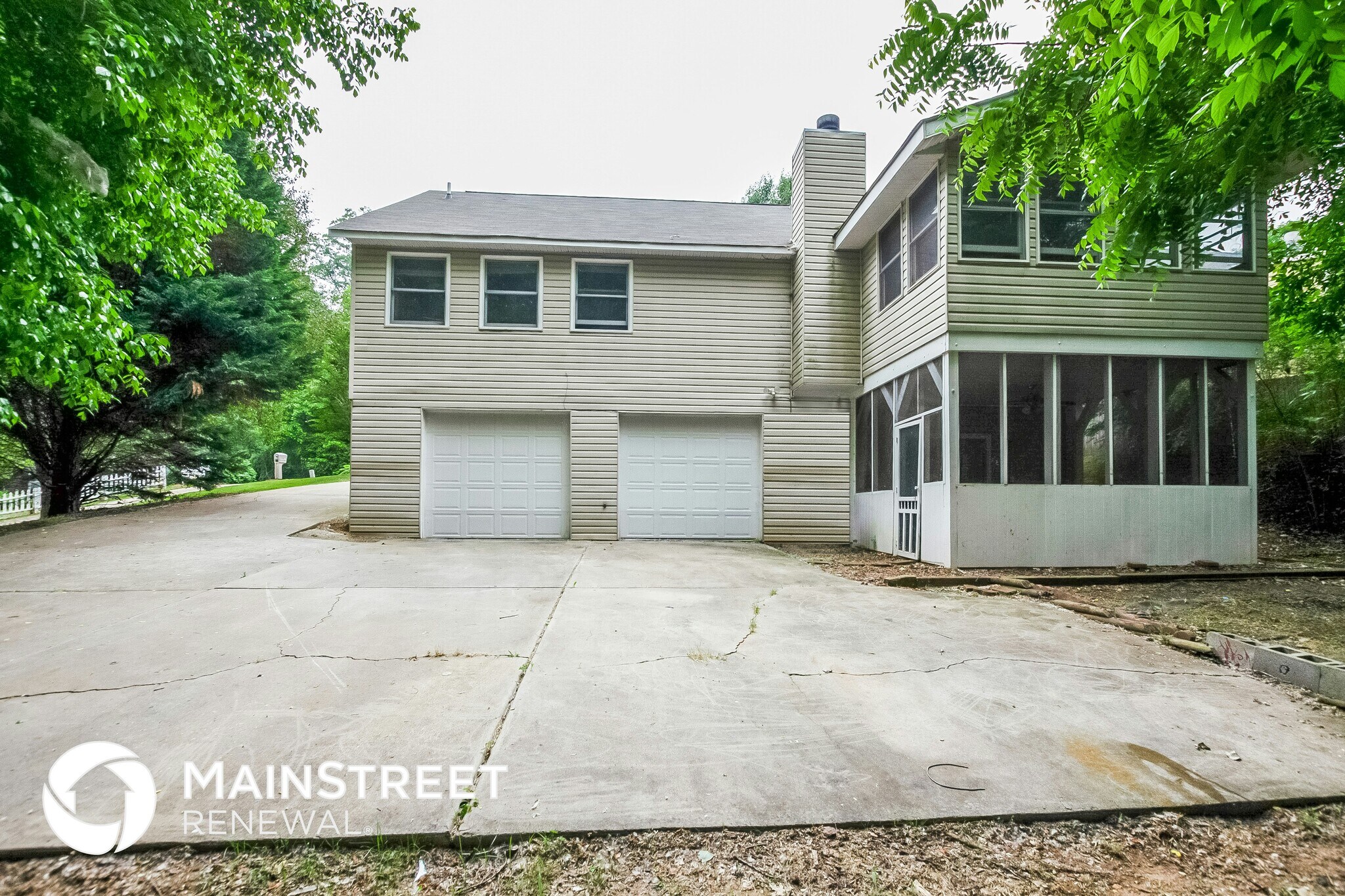 Building Photo - 2501 Snow Creek Ln