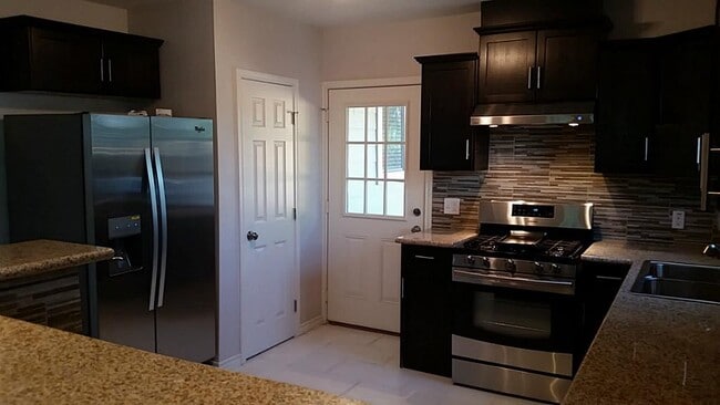 Building Photo - 1511 Egypt St