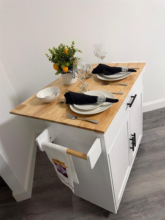 Building Photo - 8421 S Orange Blossom Trl