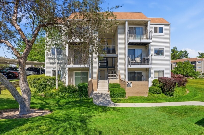 Building Photo - 4616 S Quail Vis Cv