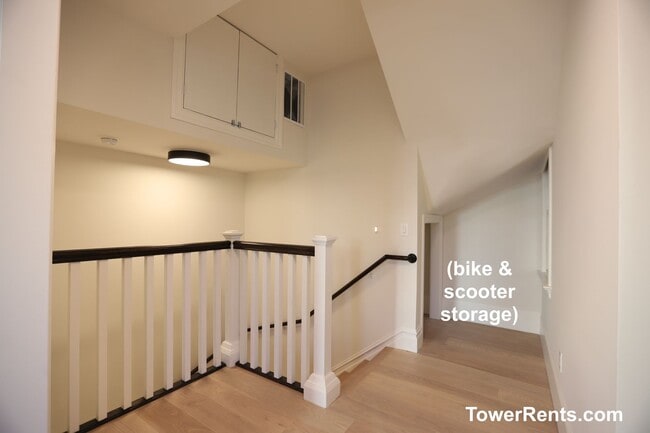 Building Photo - 306-308 Church St.