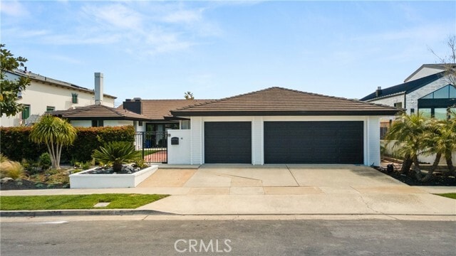 Building Photo - 1520 Sandcastle Dr