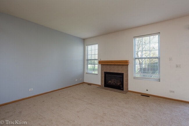 Building Photo - 104 Concord Dr S