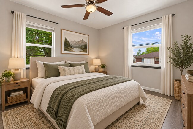 Building Photo - $1,890.95, 2 Beds - 2 Bath, Duplex in Denver with Washer and Dryer!