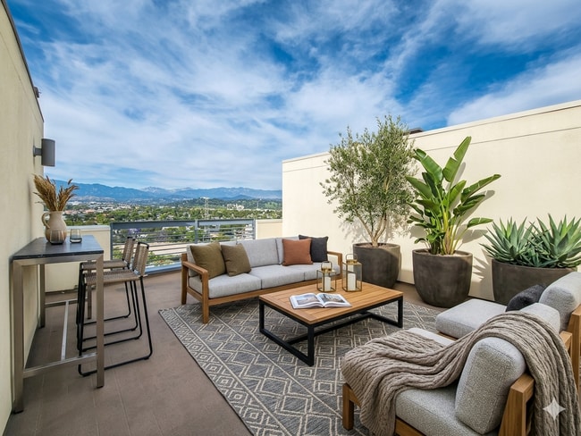 Building Photo - Modern Luxury Condo with Panoramic Views | 3-Story Condo + Private Rooftop Deck