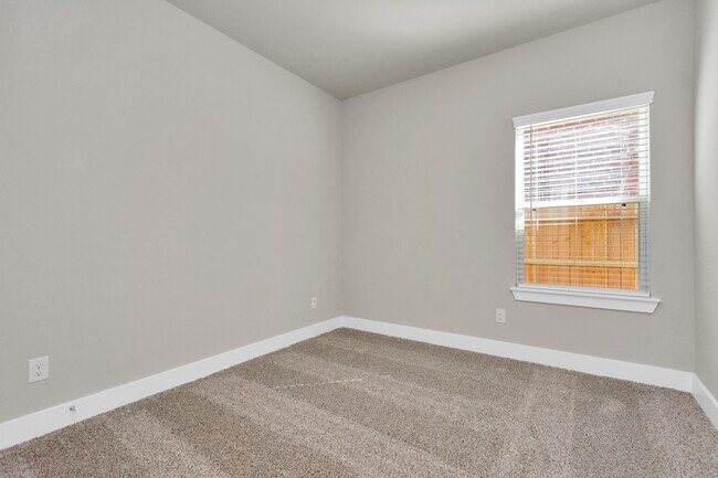 Building Photo - 7322 Coconut Bay Dr