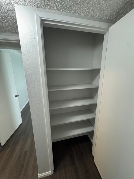 Building Photo - 31505 Lindero Canyon Rd