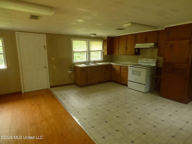 Building Photo - 3739 Kahnville Rd