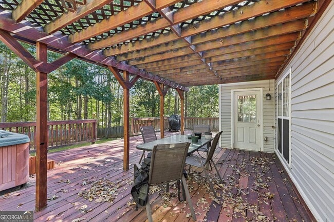 Building Photo - 255 Squire Ln