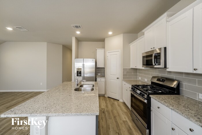 Building Photo - 6627 Hatchery Way