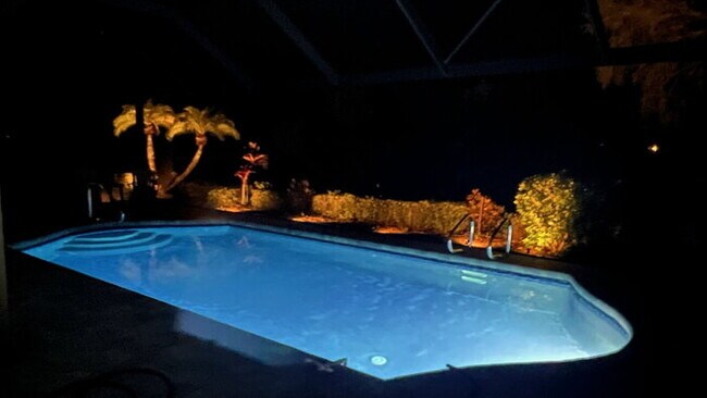 Building Photo - Turnkey furnished 4 bedroom, 3 bath pool home on the golf course in Boca Royale, with a full golf...