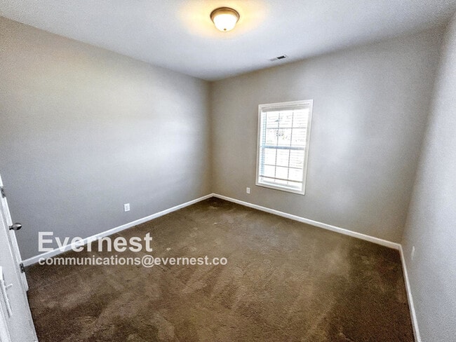 Building Photo - 1109 Prospect Ct