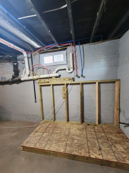 Building Photo - 322 Blake St
