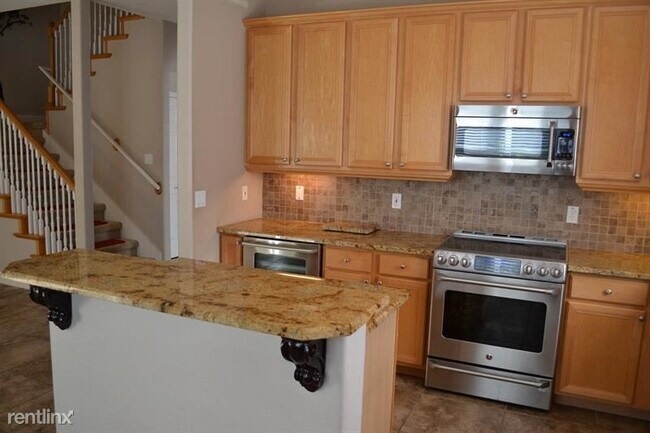 Building Photo - 4 br, 3 bath House - 3297 Red Ash Cir UNIT