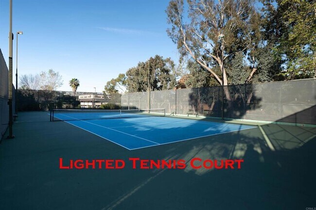 Building Photo - 1615 Hotel Cir S