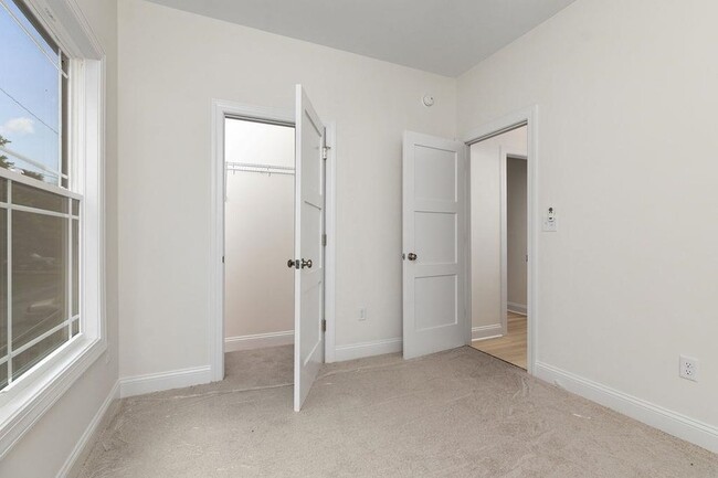 Building Photo - 1025 Frye St