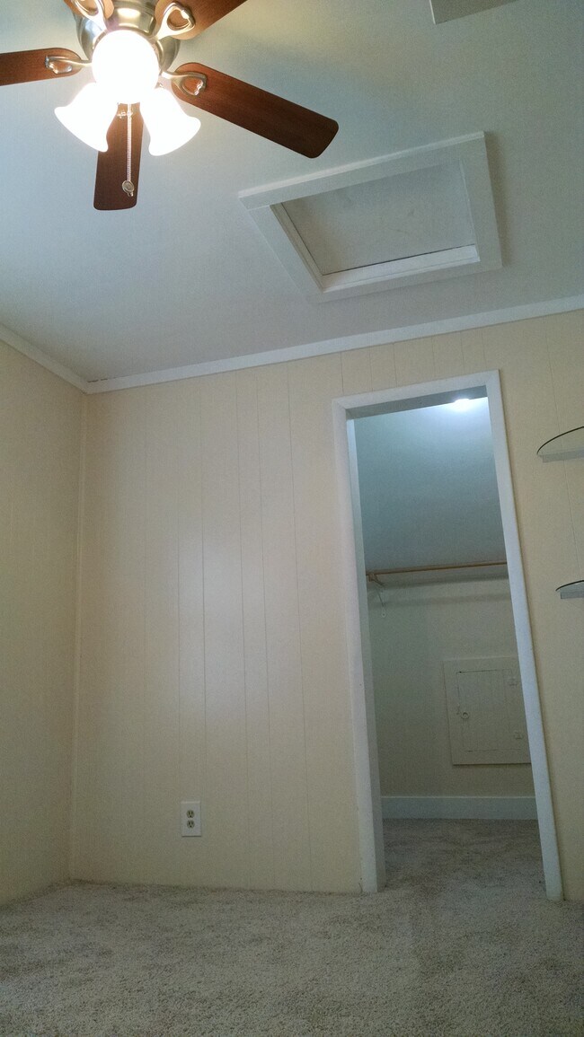 2nd bedroom - 2413 B Ave NE