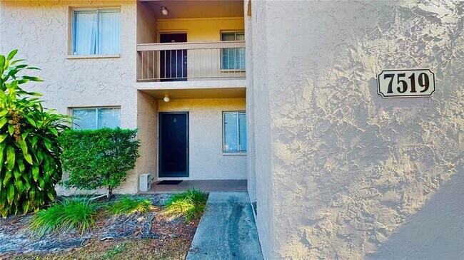 Building Photo - 7519 Pitch Pine Cir