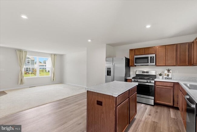 Building Photo - 30127 Moorings Reach