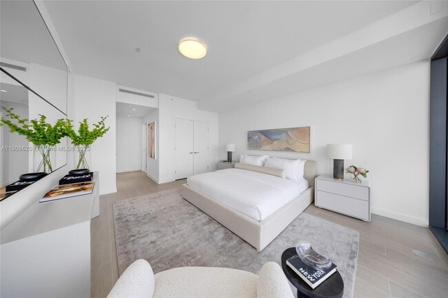 Building Photo - 500 Alton Rd