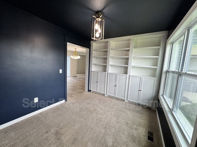 Building Photo - 2239 Rittenhouse Pl