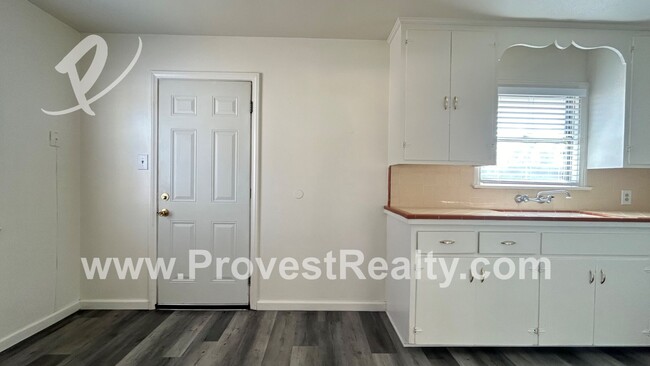 Building Photo - Cozy 1 Bedroom, 1 Bathroom Victorville Apa...