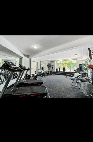 Building Photo - 3838 Rainbow Blvd