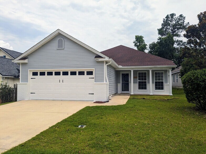 Primary Photo - 2047 Sunny Dale Dr