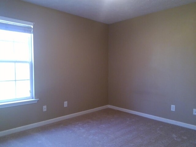 Building Photo - 2235 Rosecran Cir