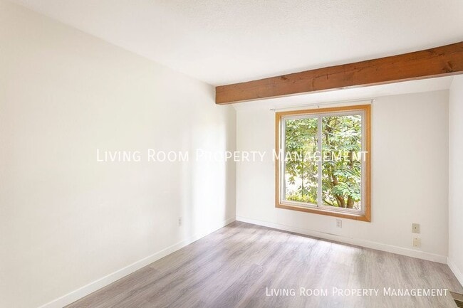 Building Photo - 9809 SW 49th Ave