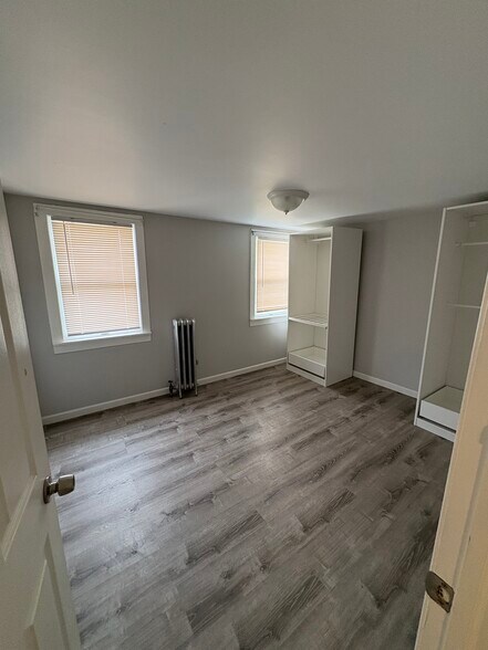 Bedroom 2 - 28 Murray St